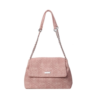 Pink woven texture tote bag with chain strap and silver metal buckle decoration