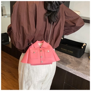 Detail shot of the pink jacket-shaped creative chain bag with silver buttons on back view