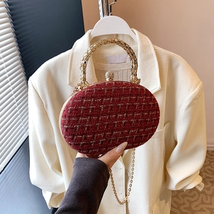 Elegant wine red tweed evening bag with gold handle and chain for summer 2025 fashion