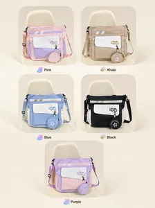 Comparaison détaillée de sacs cabas en nylon en rose, kaki, bleu, noir et violet