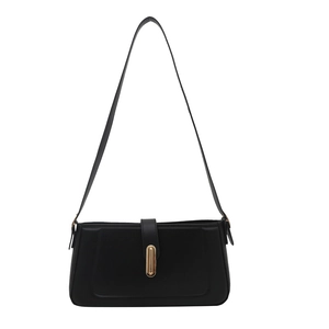 Sac à bandoulière minimaliste en similicuir noir avec un fermoir ovale doré élégant