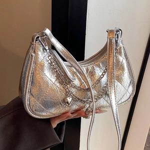 Quilted Hobo Underarm Bag PU Leather Metallic Finish With Metal Chain And Heart Charm Y2K Punk Style For Women