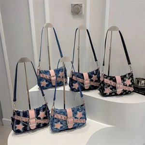 Y2K Ästhetik Denim Schultertasche Für Damen Vintage Stern Aufnäher Distressed Jean Achseltasche Mit Rosa Kette Trendige Tasche