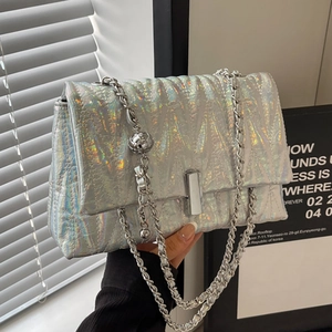 Sac à Épaule Matelassé pour Femmes en Cuir PU Chaîne Irisée Sac Sous le Bras Vintage Sac Bandoulière Carré