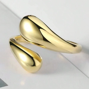 Minimalist geometric teardrop open ring in polished 18K gold finish for women