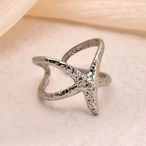 Bague étoile de mer en acier inoxydable argenté avec texture martelée style marin