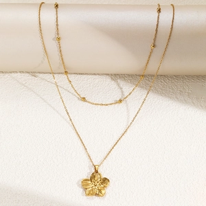 Collier double rang en acier inoxydable doré avec pendentif fleur et perles fines