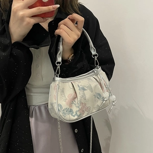 New Chinese style floral embroidery square handbag with elegant crane patterns and chain