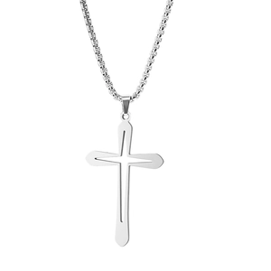 Collier avec pendentif croix étoilée évidée en acier inoxydable et chaîne vénitienne