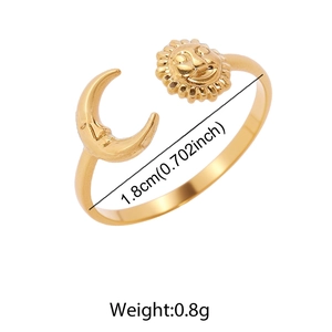 Detail showing 1.8cm diameter and 0.8g weight of golden sun moon adjustable ring