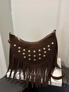 Women Rivet Tassel Shoulder Bag Bohemian PU Leather Crossbody Bag Gold Rivets Long Tassels Hobo Bag For Daily Use