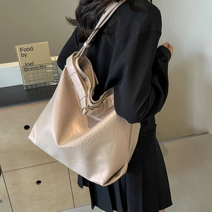 Large soft leather shoulder bag in beige for women stylish casual commute tote bag