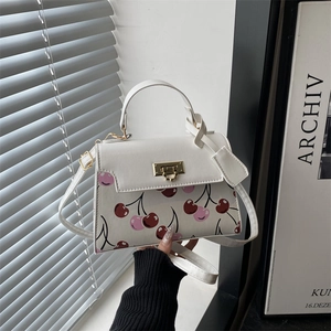 Borsa a Tracolla da Donna in Pelle PU con Stampa a Ciliegie Mini Borsa con Serratura in Metallo per Viaggio Quotidiano