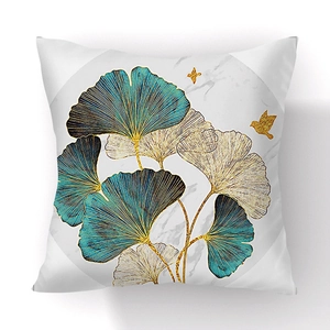 Housse de coussin en peluche courte avec motif de feuilles de ginkgo et d'oiseaux