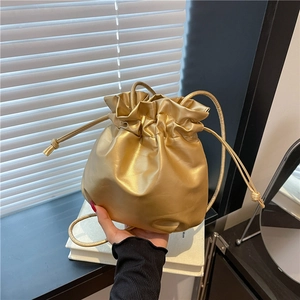 Casual Women Drawstring Bucket Bag Large Capacity PU Leather Stitched Shoulder Bag Commuting Crossbody Bag Fashion Handbag