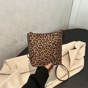 Women Leopard Print Suede Bucket Bag Large Capacity Fashion Shoulder Crossbody Bag Retro Minimalist Style