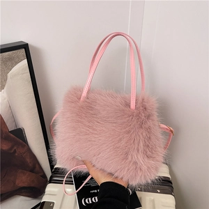 Women Faux Fur Handbag Elegant Plush Shoulder Bag With Adjustable Strap Autumn Winter Daily Crossbody Purse