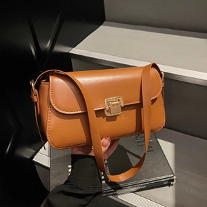Vintage Women Underarm Bag PU Leather Small Square Shoulder Bag With Golden Metal Lock Minimalist Daily Flap Bag