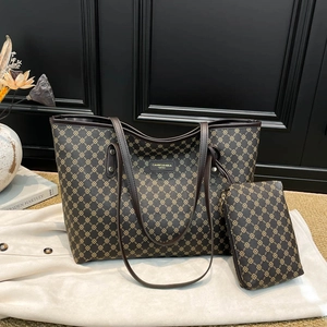 Women Large Capacity Tote Bag Set PU Leather Monogram Print Shoulder Bag With Small Pouch Fashion Casual Shopping Bag