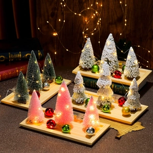 Juego de Árbol de Navidad en Miniatura con Luces LED Bandeja de Madera Bolas Decorativas Árbol de Pino Nevado Adorno de Mesa
