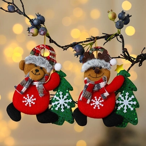 Set di decorazioni natalizie in peluche con orso e renna e alberi di paillettes