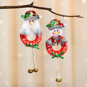 Weihnachtliche Plüschfiguren Weihnachtsmann und Schneemann mit Glöckchen und Ringen