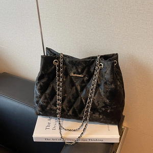 Minimalistische Gesteppte Tragetasche Mit Großer Kapazität Für Damen PU Leder Schicke Kette Schultertasche Fashion Pendler Handtasche Elegant