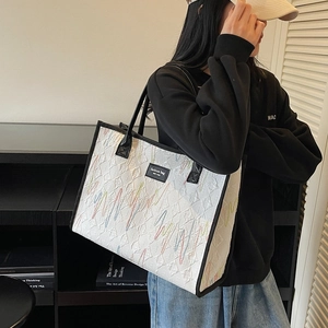 Quilted beige tote bag with colorful wave embroidery and large capacity for women