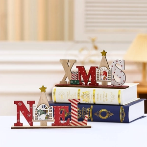 DIY wooden Xmas and Noel tabletop signs with Christmas tree and gnome decorations