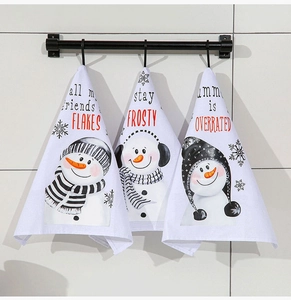 Set di tre asciugamani da cucina a tema pupazzo di neve con frasi natalizie