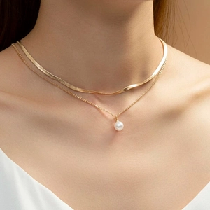 Collier Multirang Acier Inoxydable 304 Plaqué Or 18K Künstliche Perle Fantaisie Chaîne Serpent Bijoux Été Minimalistes Femmes