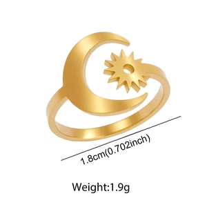 Detail of adjustable gold sun and moon ring with 1.8cm diameter and 1.9g weight specs