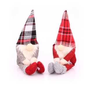 Zweier-Set Weihnachtsgnom-Plüschpuppen mit Strickmützen für die festliche Tischdekoration