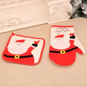 Christmas oven mitt and pot holder set with Santa Claus and red bird festive design