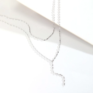 Collier double rang en Y argenté minimaliste avec chaîne à maillons réfléchissants