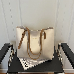Women Large Capacity Faux Leather Shoulder Bag Elegant Minimalist Tote Bag For Commuting Everyday Office Solid Color Handbag