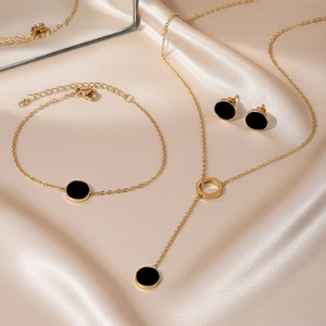 Minimalistisches Muschel-Rundanhänger-Halskette-Armband-Ohrring-Set aus Gold-Edelstahl