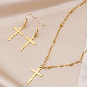 Parure de bijoux en acier doré avec pendentifs croix minimalistes et chaînes à billes