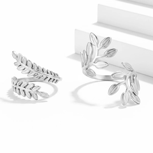 Adjustable 18K gold plated stainless steel leaf rings set in minimalist silver finish