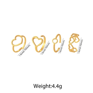 Set of four 18K gold plated heart rings with 1.8cm diameter and 4.4g total weight