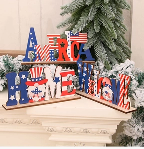Décor de table patriotique en bois avec motifs de drapeau américain rouge blanc bleu