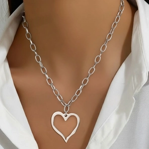 Collier Pendentif Coeur Acier Inoxydable Irrégulier Creux Grande Chaîne À Maillons Bijoux De Mode Femmes Style Raffiné