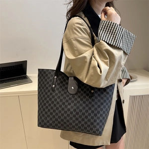 Women's chic monogram tote bag with large capacity for commuting and daily fashion use