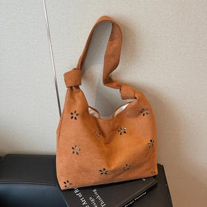 Sac Cabas Femme Rétro Fleurs Découpées au Laser Grande Capacité en Cuir PU Souple Bandoulière Nouée Sac à Épaule Minimaliste Urbain