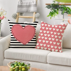 Juego de dos fundas de cojín de San Valentín con rayas y patrones de corazones para sofá