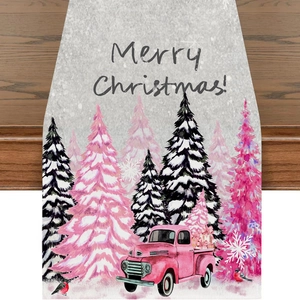 Runner da tavola natalizio rosa con alberi schiaccianoci e camion vintage con regali