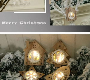 Details von hölzernen LED-Weihnachtsschmuck in verschiedenen Formen mit warmem Licht