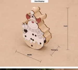 Detailed view of reindeer wooden ornament with height and width measurement markers
