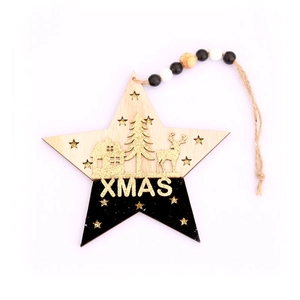 Pendentif étoile de Noël en bois avec silhouette de renne et lettrage XMAS doré
