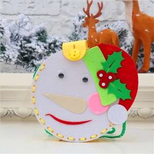 DIY Christmas snowman felt gift bag with red hat and green woven handle for kids